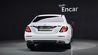MERCEDES BENZ E-CLASS W213 2020