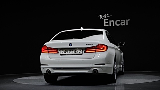BMW 5-SERIES G30 2020