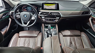 BMW 5-SERIES G30 2020