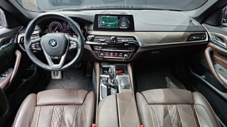 BMW 5-SERIES G30 2018