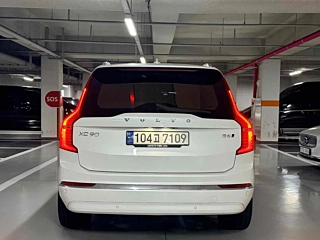VOLVO XC90 2023