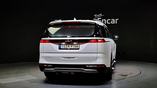 KIA CARNIVAL 2021