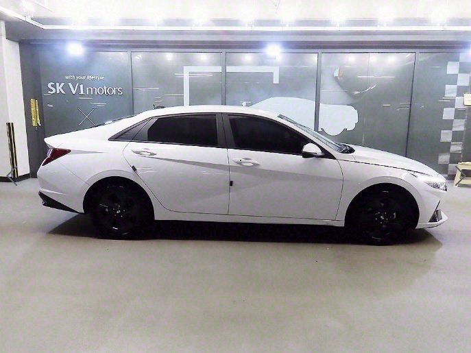 HYUNDAI AVANTE HYBRID CN7 2022
