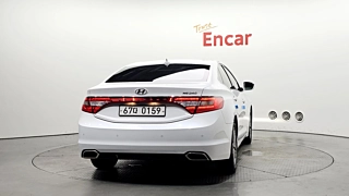HYUNDAI GRANDEUR HG 2016