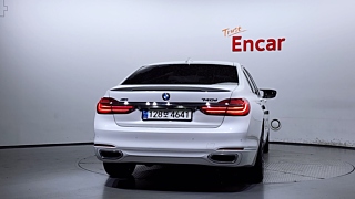 BMW 7-SERIES G11 2016