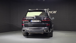 BMW X7 G07 2023