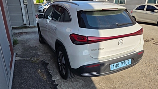 MERCEDES BENZ EQA H243 2022