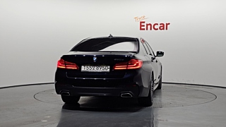 BMW 5-SERIES G30 2020
