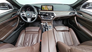 BMW 5-SERIES G30 2020