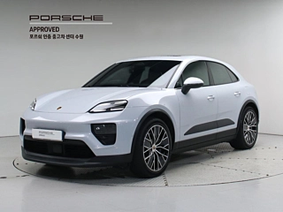 Заказать PORSCHE MACAN EV