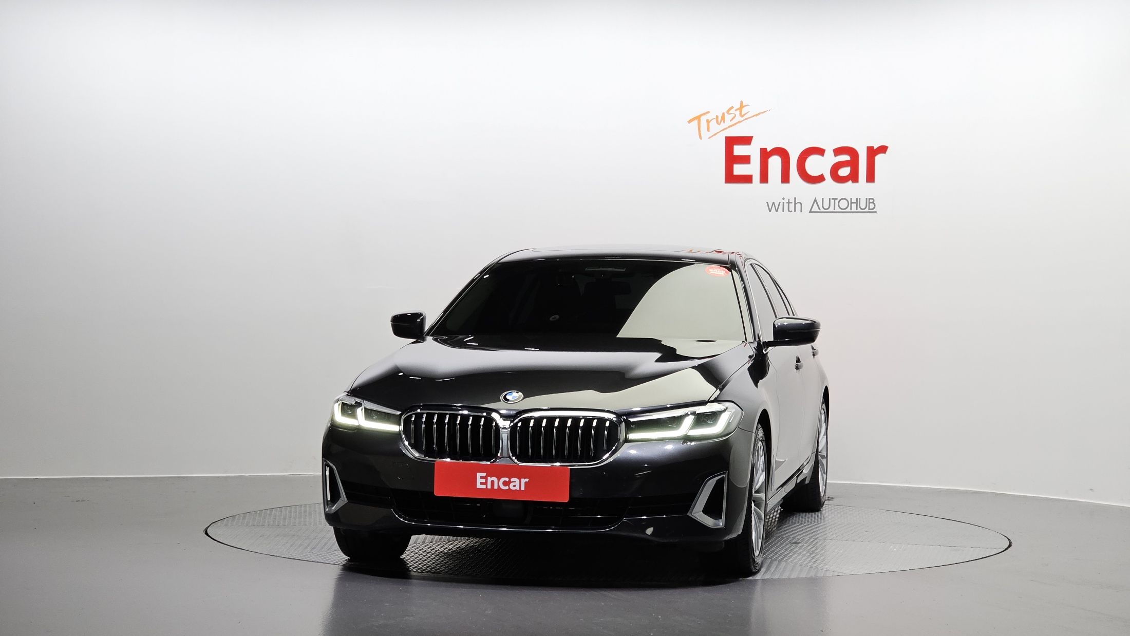 BMW 5-SERIES G30 2020