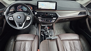 BMW 5-SERIES G30 2020