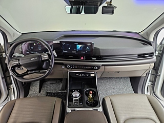 KIA CARNIVAL 2025