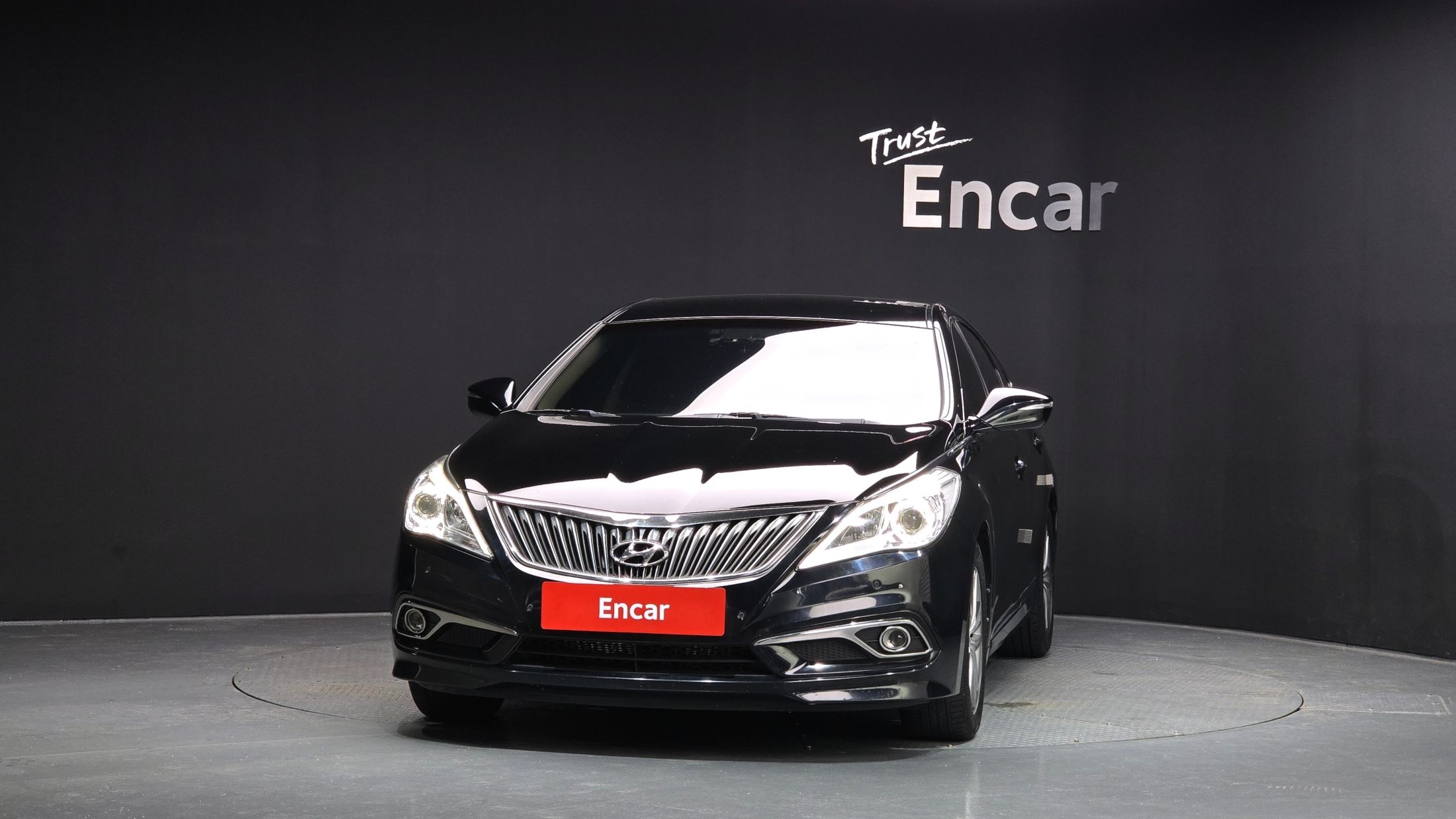 HYUNDAI GRANDEUR HG 2016