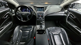 HYUNDAI GRANDEUR HG 2016