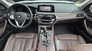 BMW 5-SERIES G30 2020