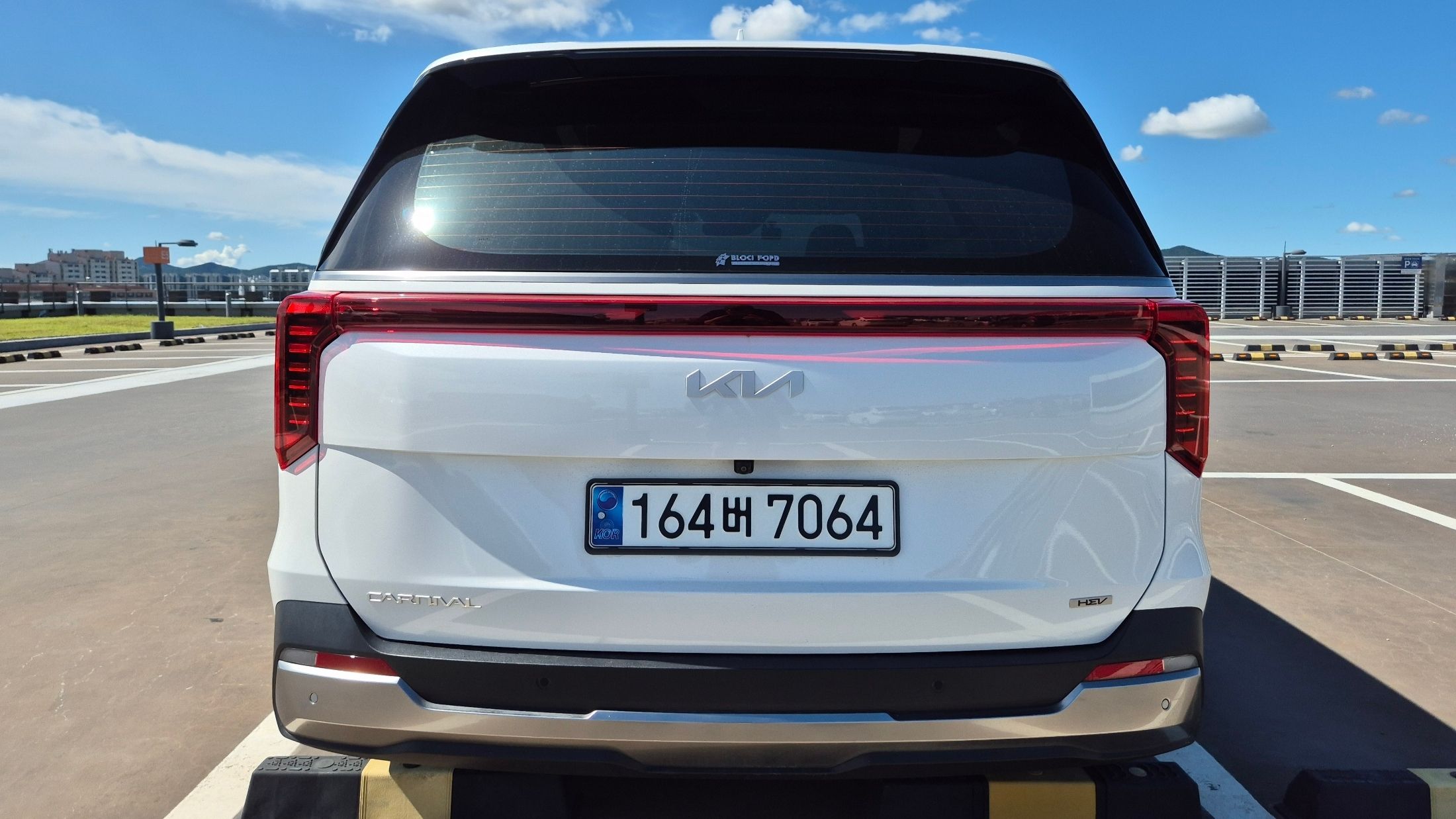 KIA CARNIVAL 2024