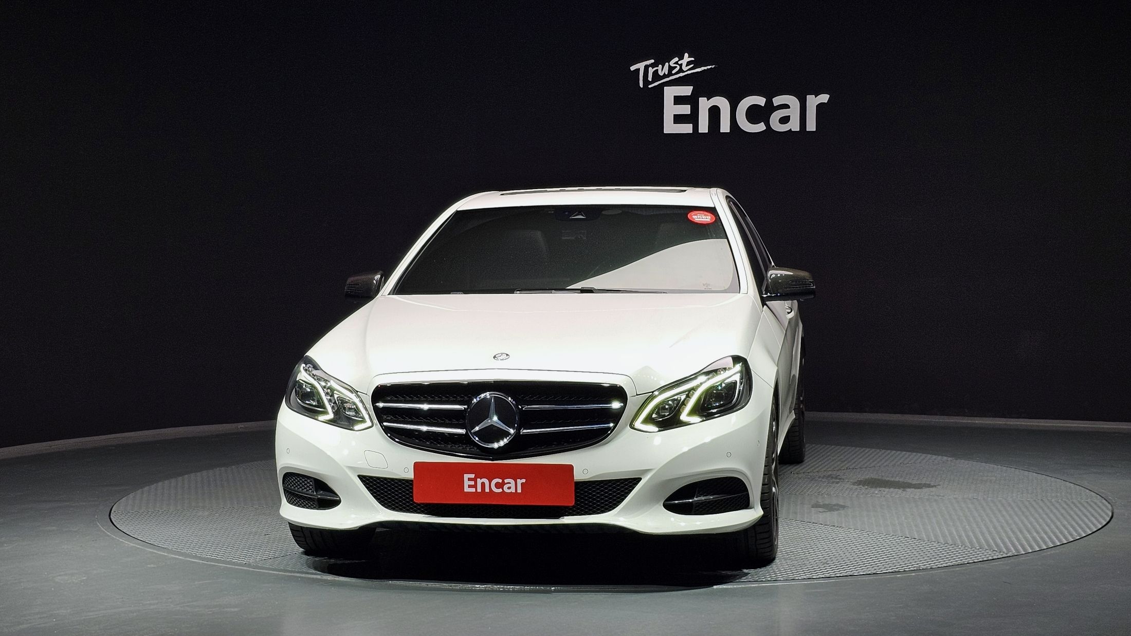 MERCEDES BENZ E-CLASS W212 2016