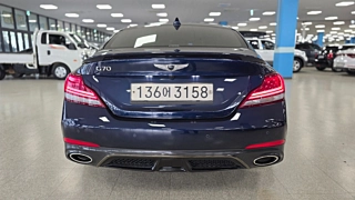 GENESIS G70 2018