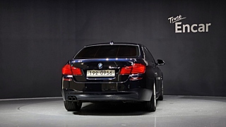 BMW 5-SERIES F10 2016