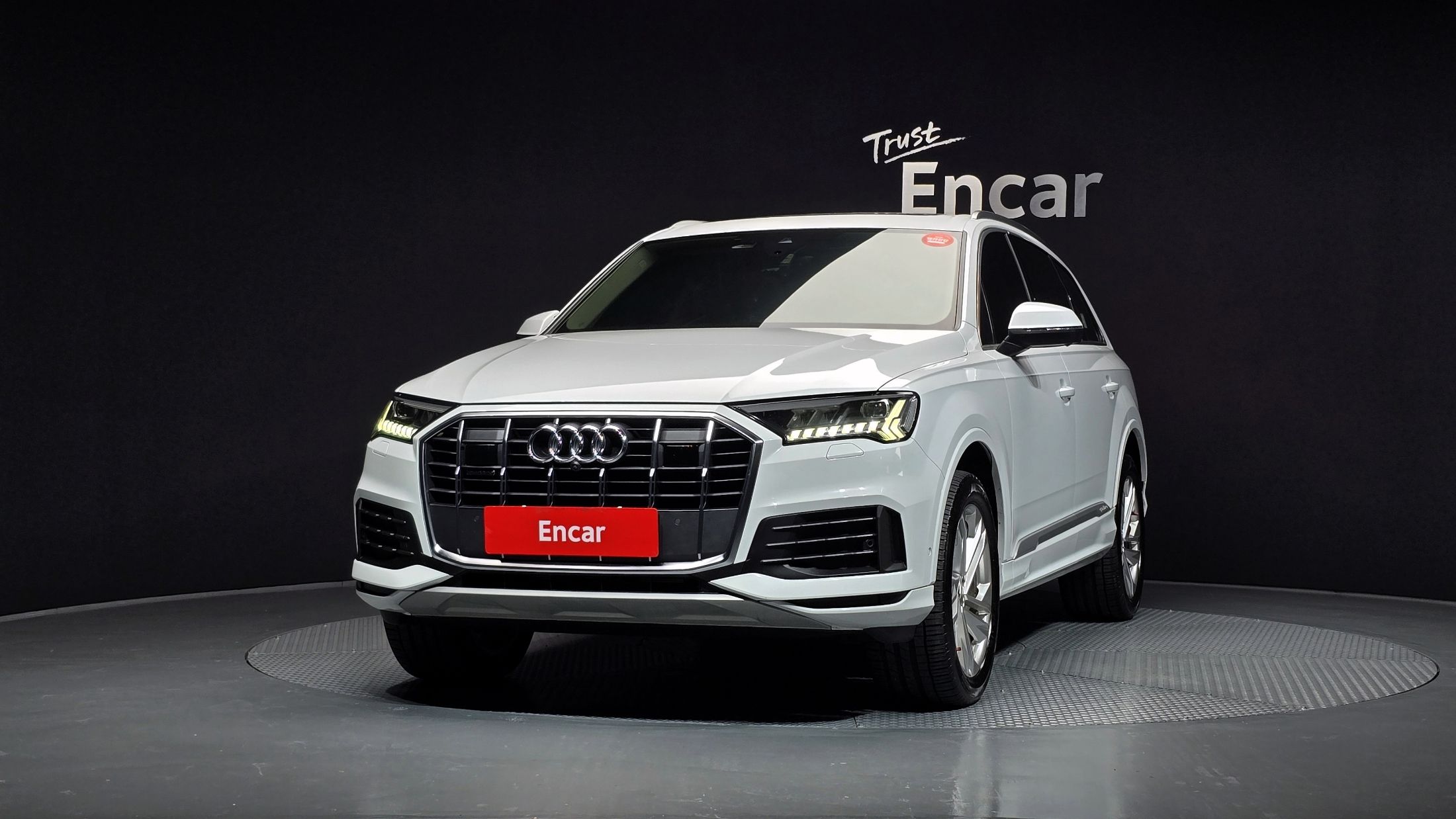AUDI Q7 4M 2023