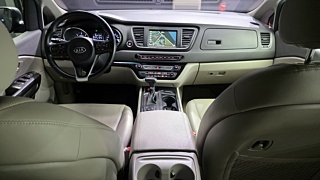 KIA CARNIVAL 2017