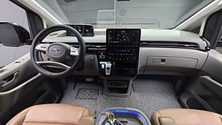 HYUNDAI STARIA 2022