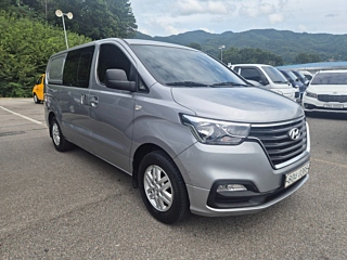 HYUNDAI STAREX GRAND 2020