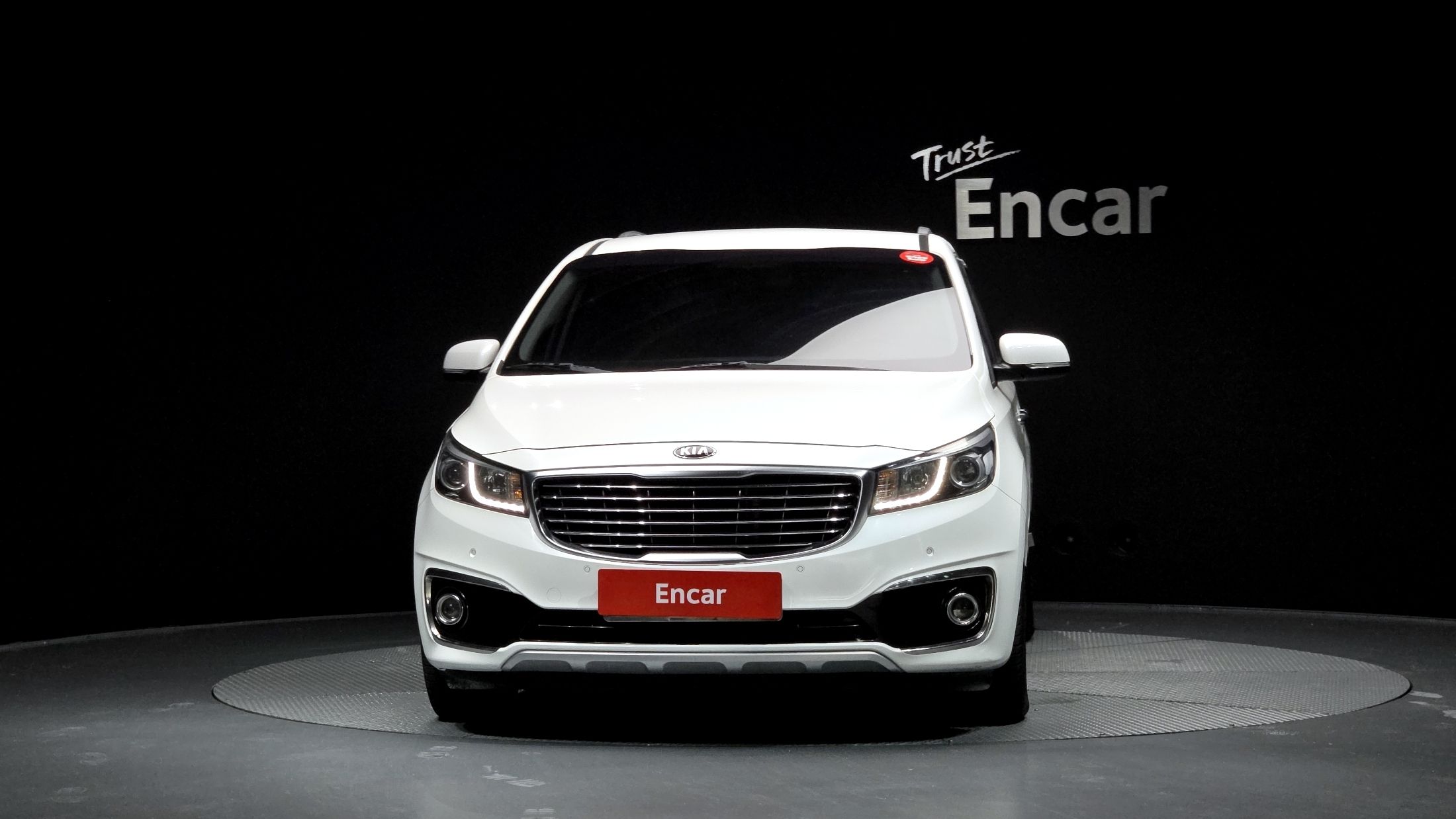 KIA CARNIVAL 2016