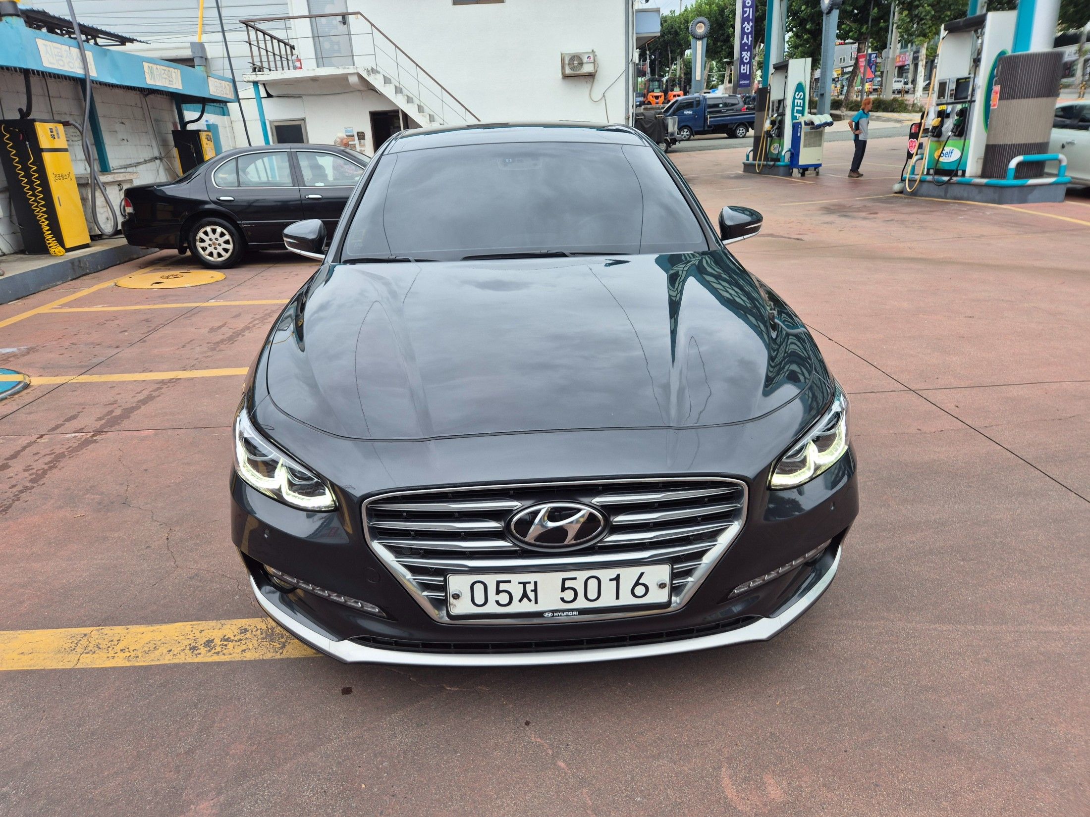 HYUNDAI GRANDEUR IG HYBRID 2017