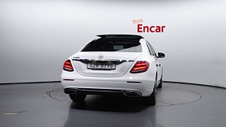MERCEDES BENZ E-CLASS W213 2016