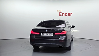 BMW 5-SERIES G30 2020