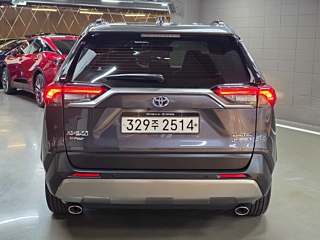 TOYOTA RAV4 2024