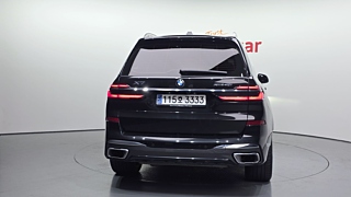 BMW X7 G07 2024