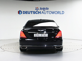 GENESIS EQ900 2016