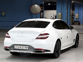 GENESIS G70 2023