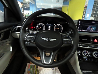 GENESIS G70 2023