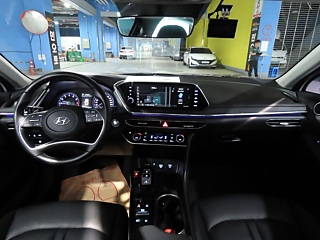 HYUNDAI SONATA DN8 2021