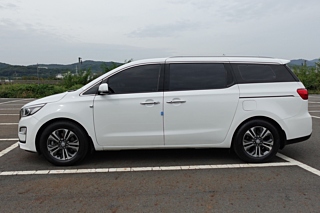 KIA CARNIVAL 2019