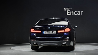 BMW 5-SERIES G30 2021
