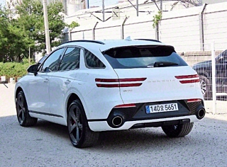 GENESIS GV70 2022