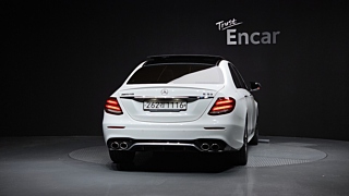 MERCEDES BENZ E-CLASS W213 2019