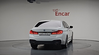 BMW 5-SERIES G30 2018