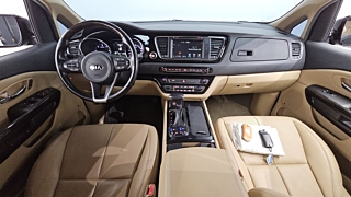 KIA CARNIVAL 2017