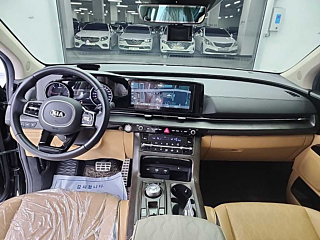 KIA CARNIVAL 2020