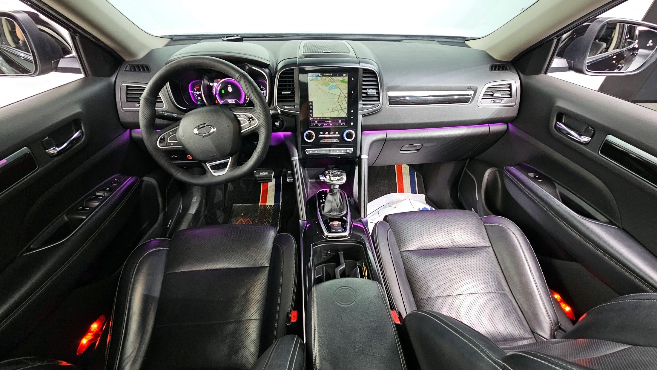 SAMSUNG QM6 2016