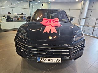 PORSCHE CAYENNE PO536 2024