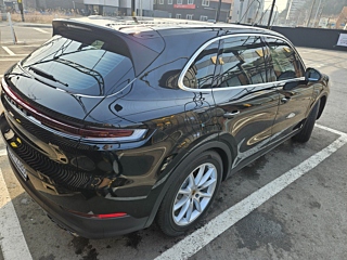 PORSCHE CAYENNE PO536 2024