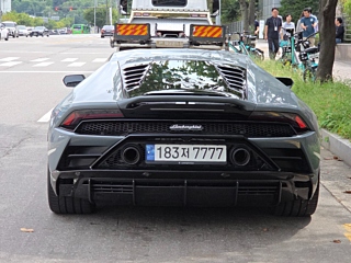 LAMBORGHINI HURACAN 2022