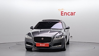 JAGUAR XF X260 2018